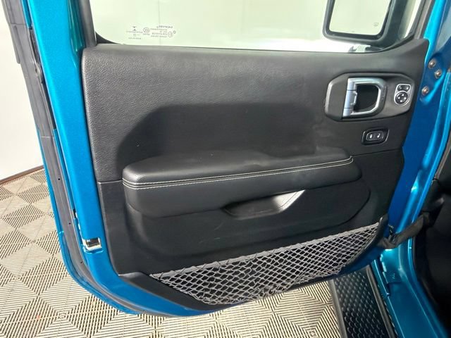 Certified 2020 Jeep Wrangler Unlimited Sahara AWD/4WD image 9