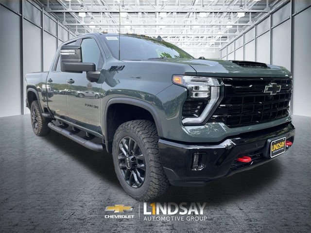 New 2026 Chevrolet Silverado 3500 LT w/ Trail Boss Package AWD/4WD image 2