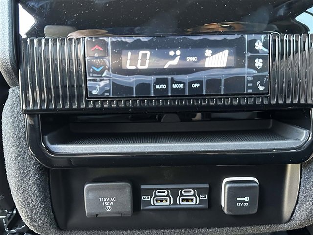 New 2025 Jeep Wagoneer 4WD image 17