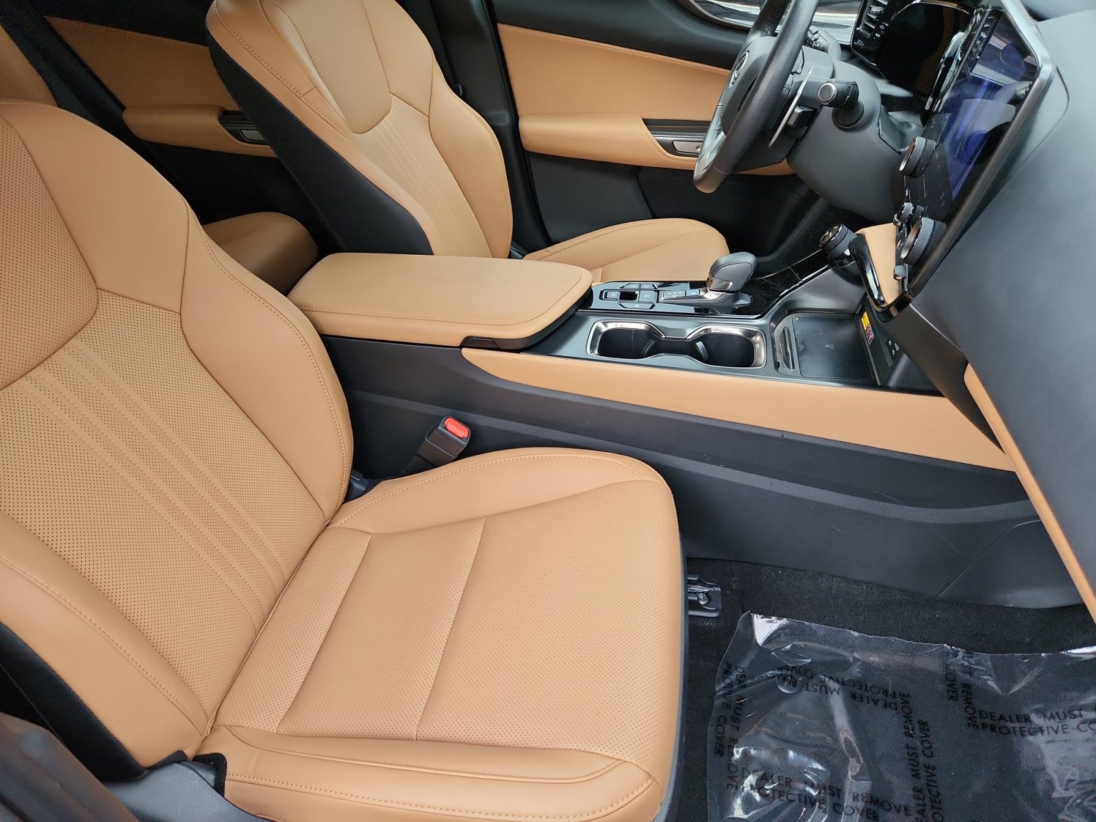 Certified 2026 Lexus NX 350h AWD w/ Accessory Package (2T) image 16