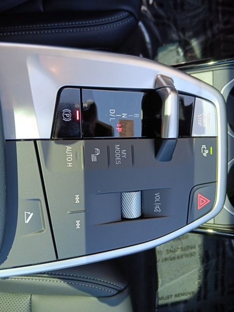 New 2025 BMW X2 xDrive28i w/ Convenience Package image 31