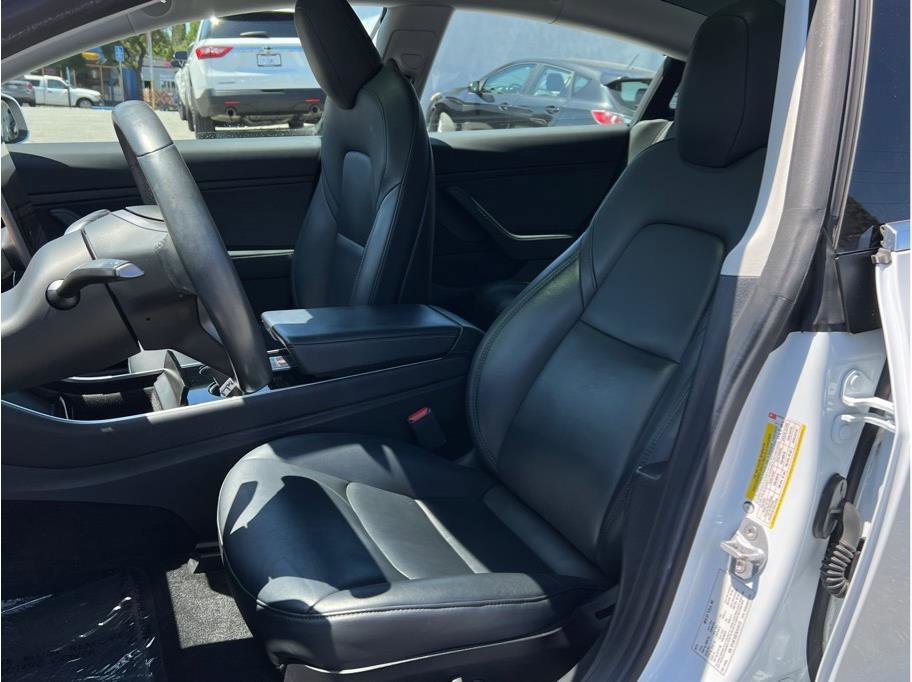 Used 2019 Tesla Model 3 Long Range AWD/4WD image 9