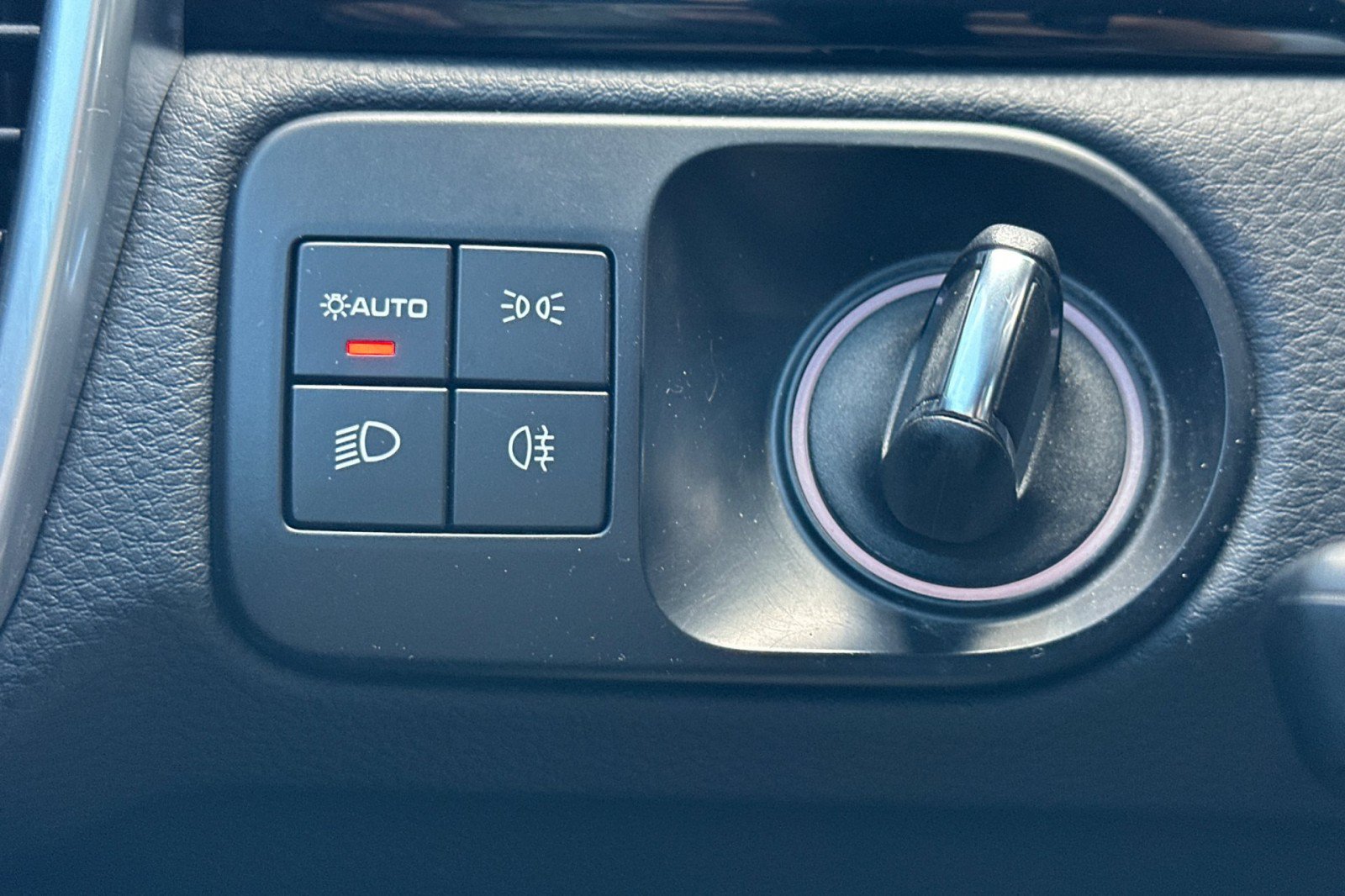 Certified 2023 Porsche Cayenne AWD/4WD image 23