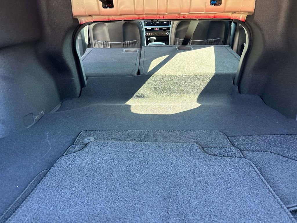 Used 2025 Kia K5 LXS image 16