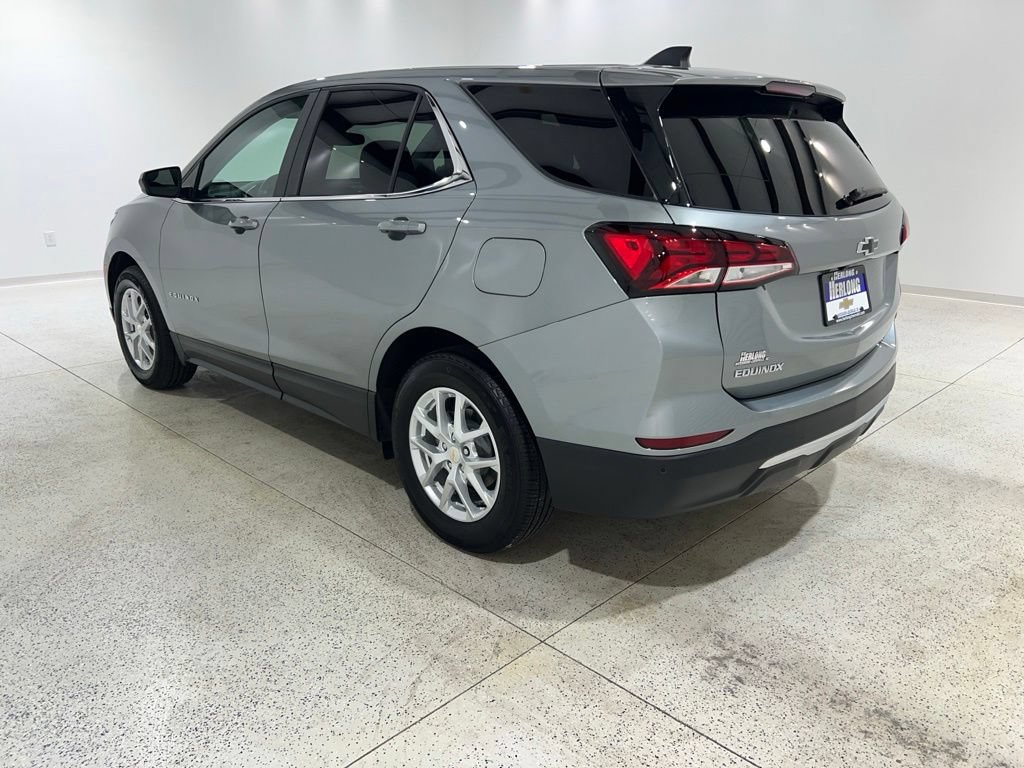 Used 2024 Chevrolet Equinox LT w/ LPO, Floor Liner Package FWD image 3