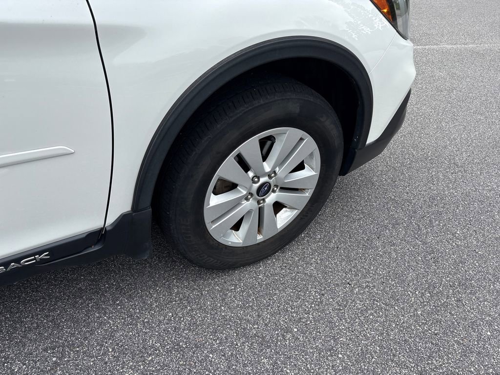 Used 2018 Subaru Outback 2.5i Premium AWD/4WD image 37
