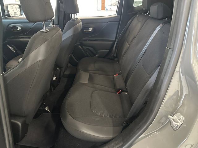 Used 2020 Jeep Renegade Altitude AWD/4WD image 27