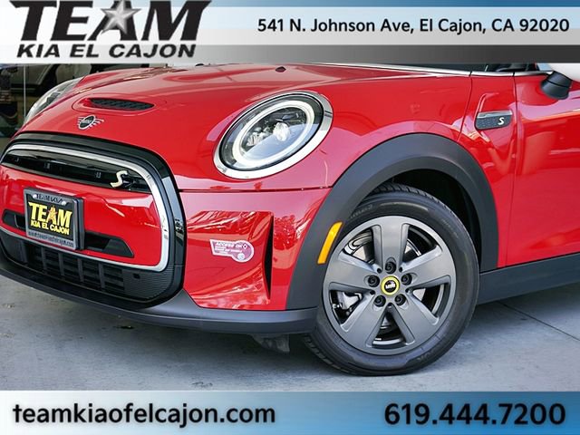 Used 2024 MINI Cooper SE FWD image 3