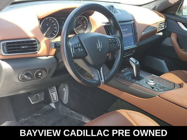 Used 2022 Maserati Levante GT AWD/4WD image 23