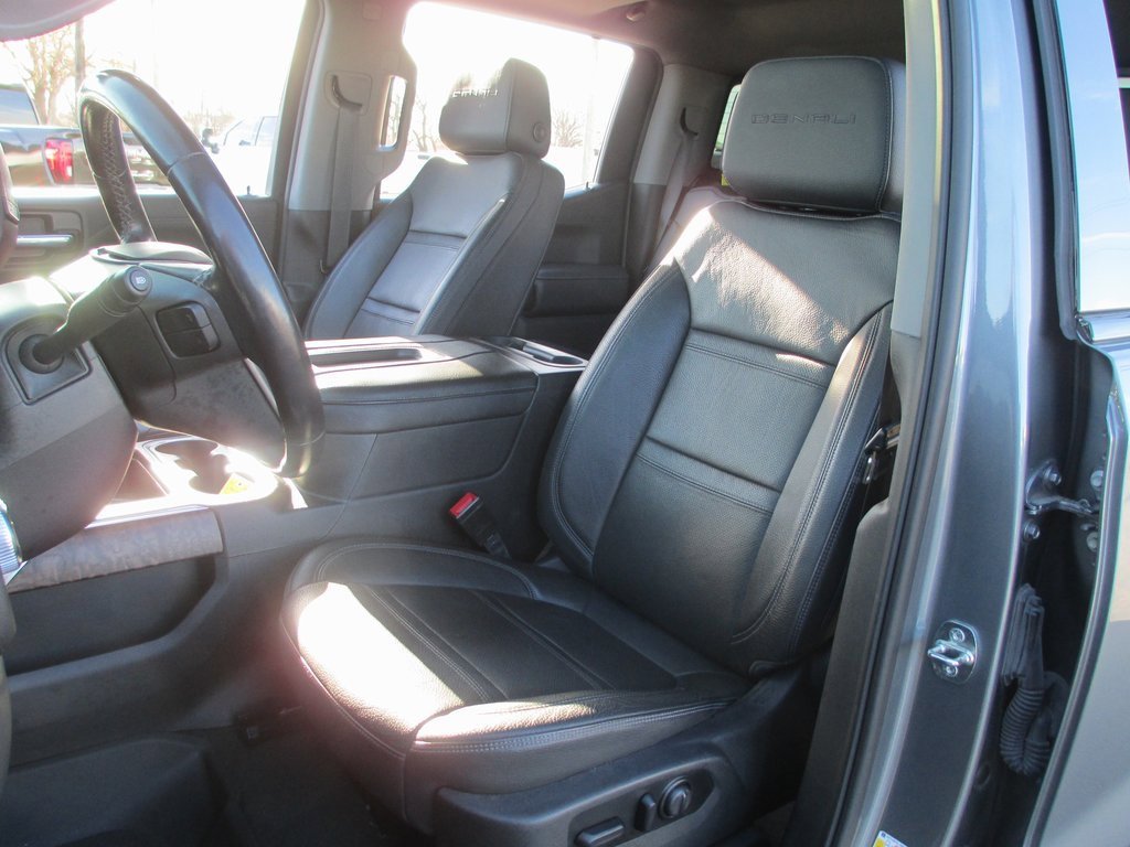 Used 2021 GMC Sierra 1500 Denali w/ Driver Alert Package II image 18