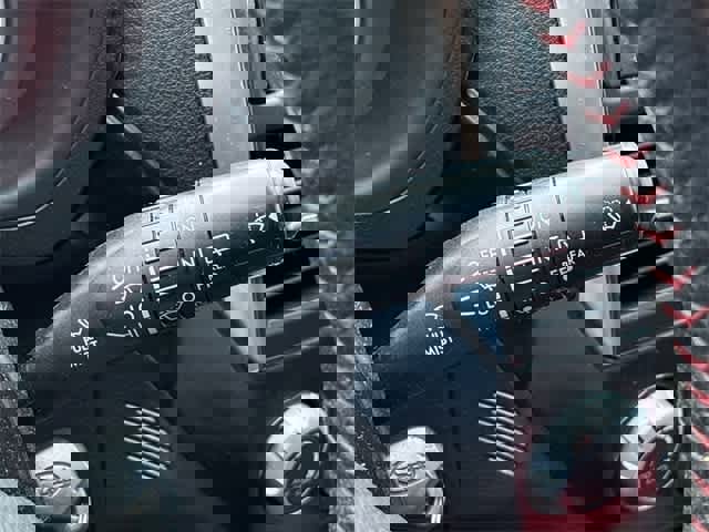 Used 2013 Subaru Impreza WRX Limited image 28