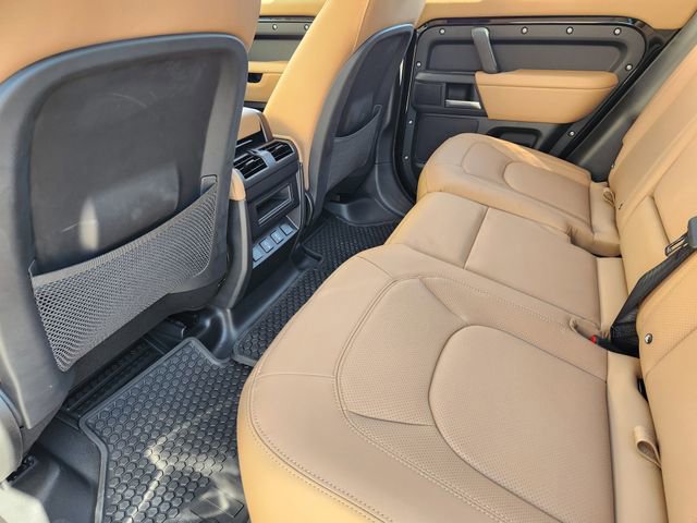 Used 2026 Land Rover Defender 110 S image 29
