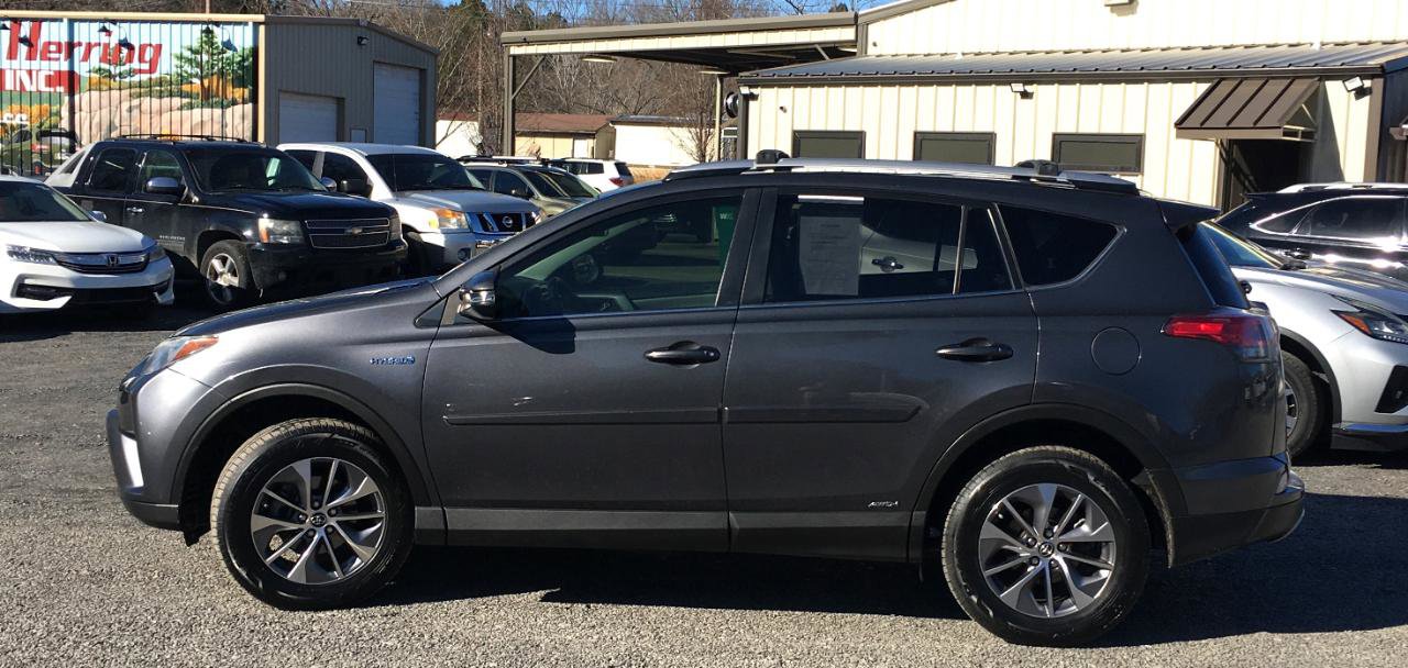 Used 2016 Toyota RAV4 XLE image 2