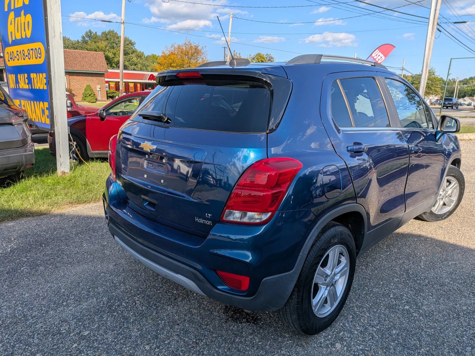 Used 2020 Chevrolet Trax LT FWD image 6
