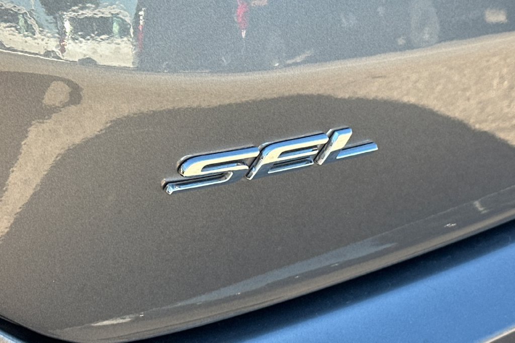 Used 2024 Ford Edge SEL AWD/4WD image 27