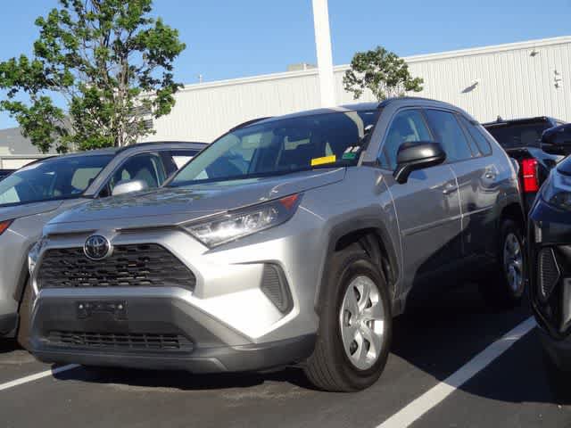 Used 2019 Toyota RAV4 LE FWD image 1