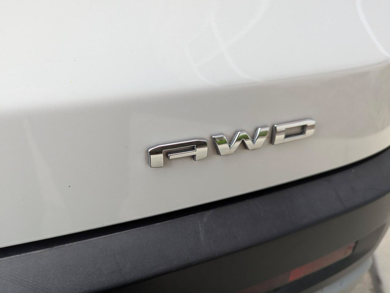 Used 2023 GMC Acadia SLT AWD/4WD image 26