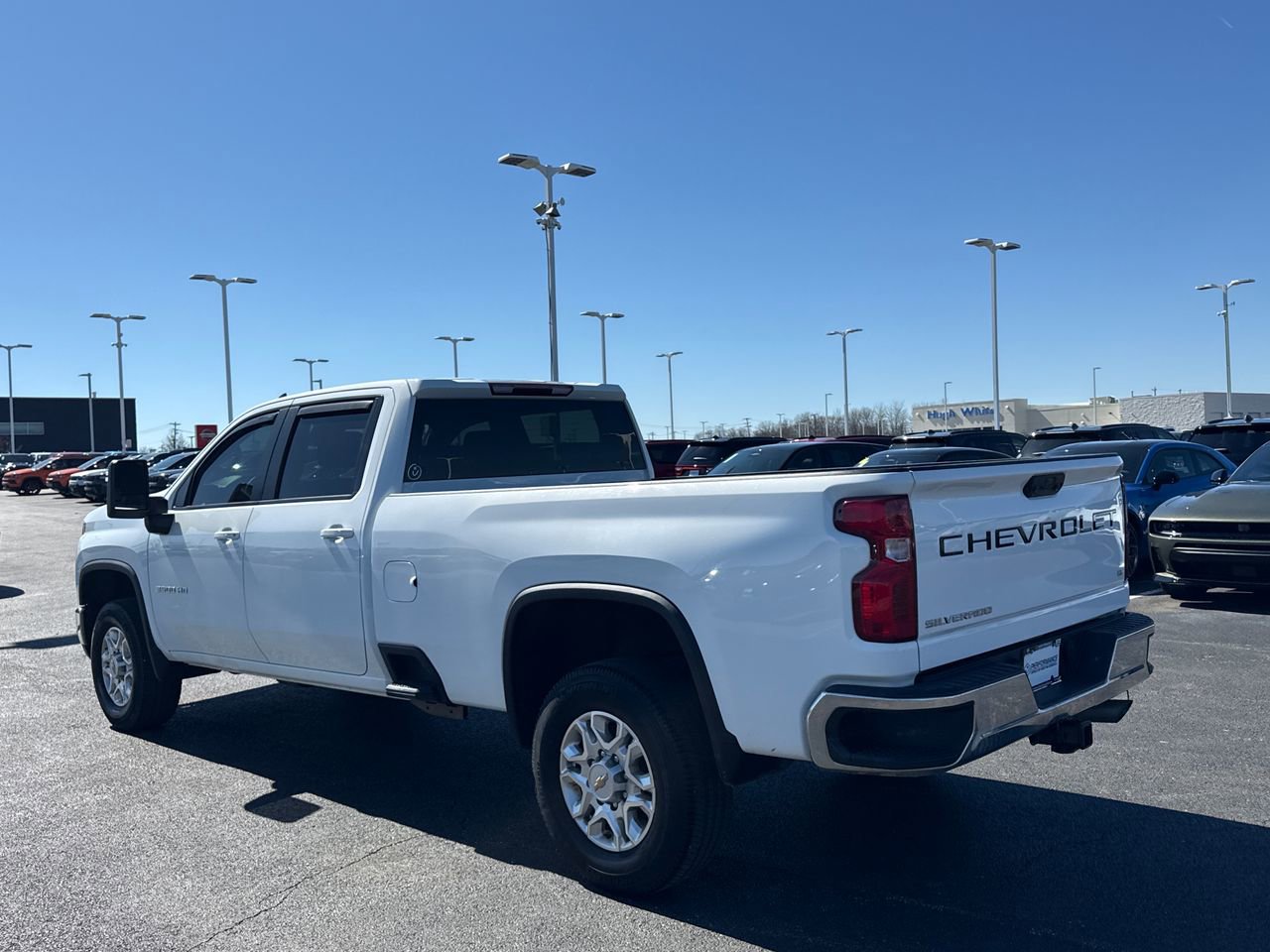 Used 2024 Chevrolet Silverado 3500 LT w/ Convenience Package image 5