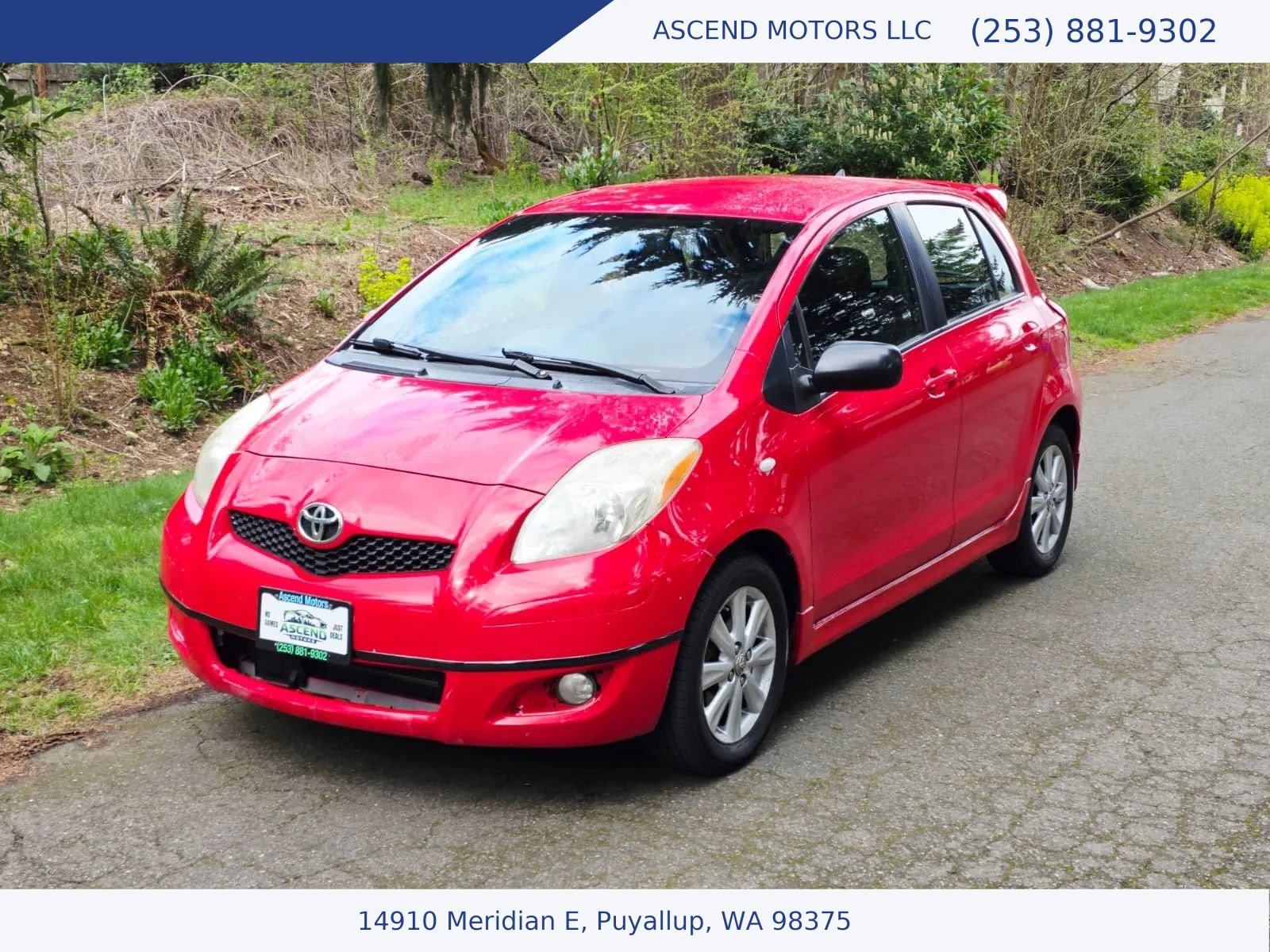 Used 2009 Toyota Yaris S FWD image 1