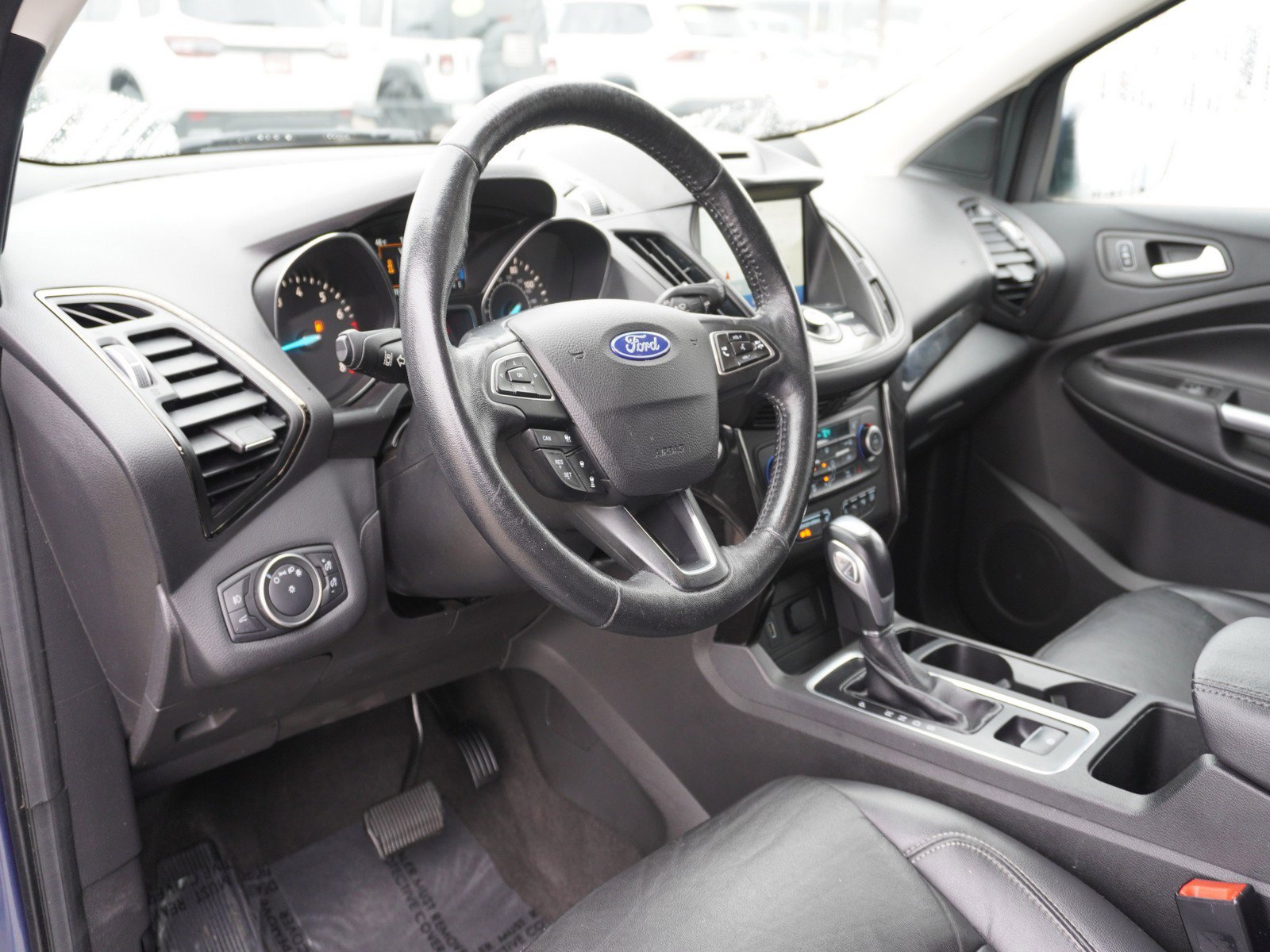 Used 2018 Ford Escape Titanium w/ Ford Safe & Smart Package image 19