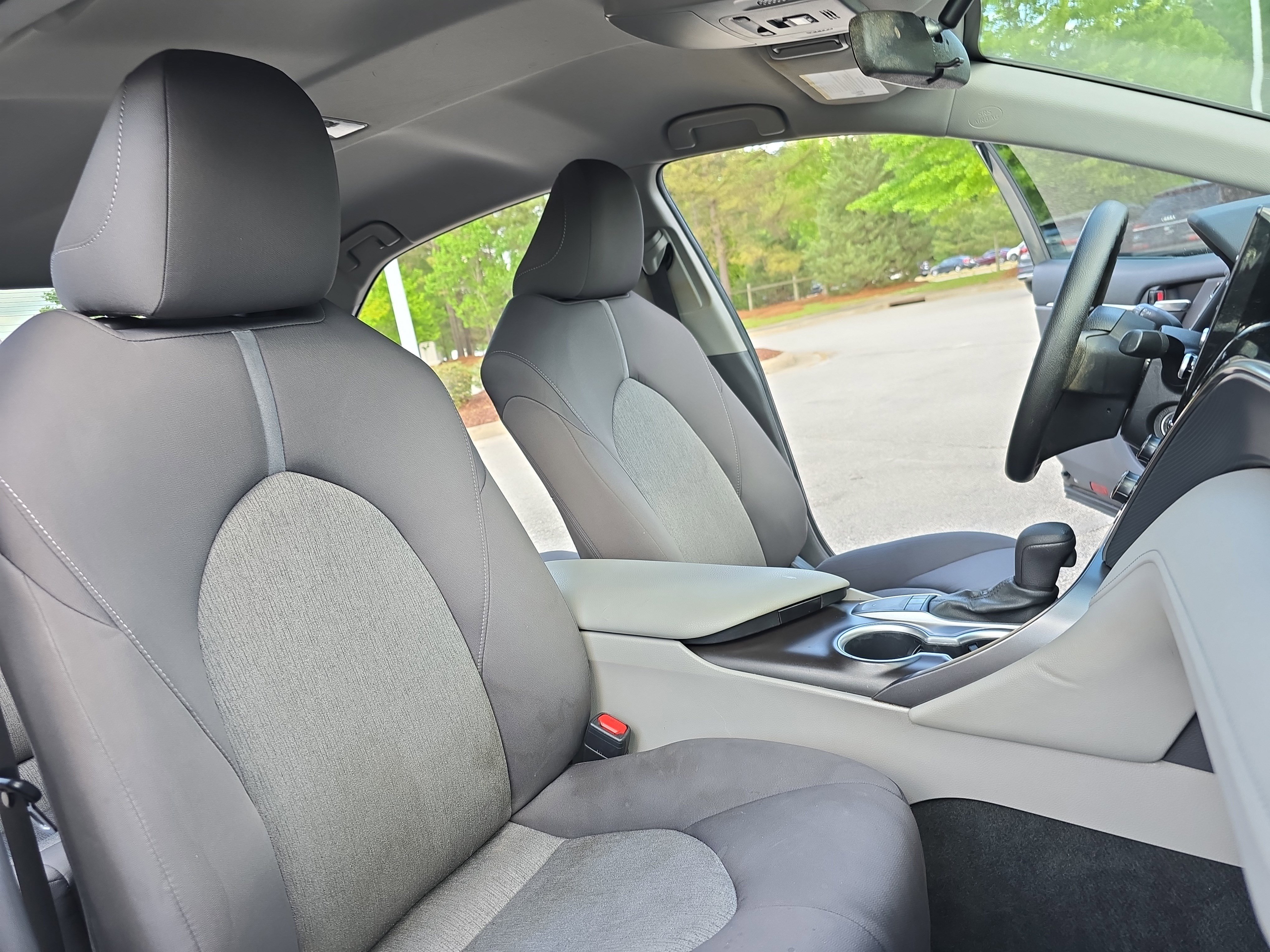 Used 2023 Toyota Camry LE FWD image 10