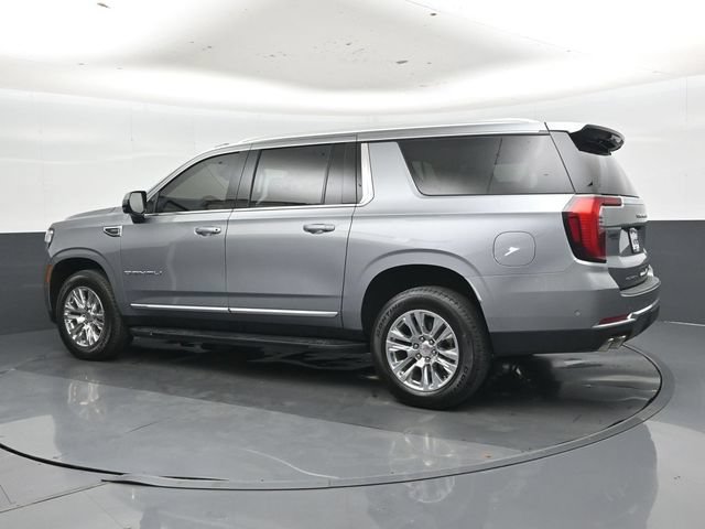 Used 2025 GMC Yukon XL Denali AWD/4WD image 28