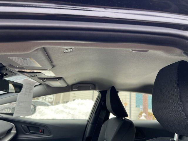 Used 2024 Toyota Prius LE image 10