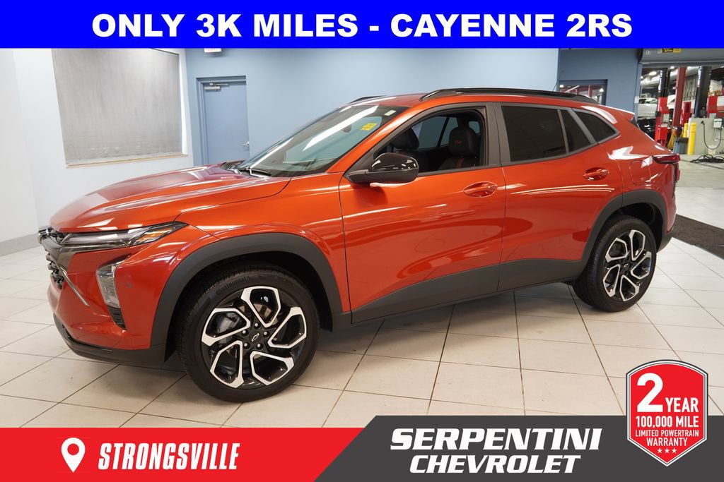 Used 2024 Chevrolet Trax RS w/ Driver Confidence Package image 1