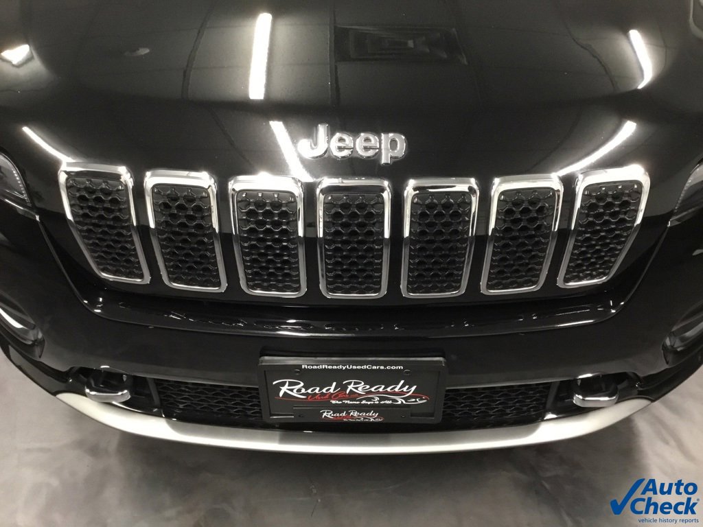 Used 2019 Jeep Cherokee Overland w/ Heavy Duty Protection Group image 19