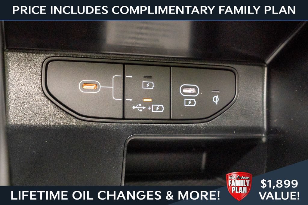 New 2026 Kia Sorento S w/ S Panoramic Sunroof Package FWD image 17