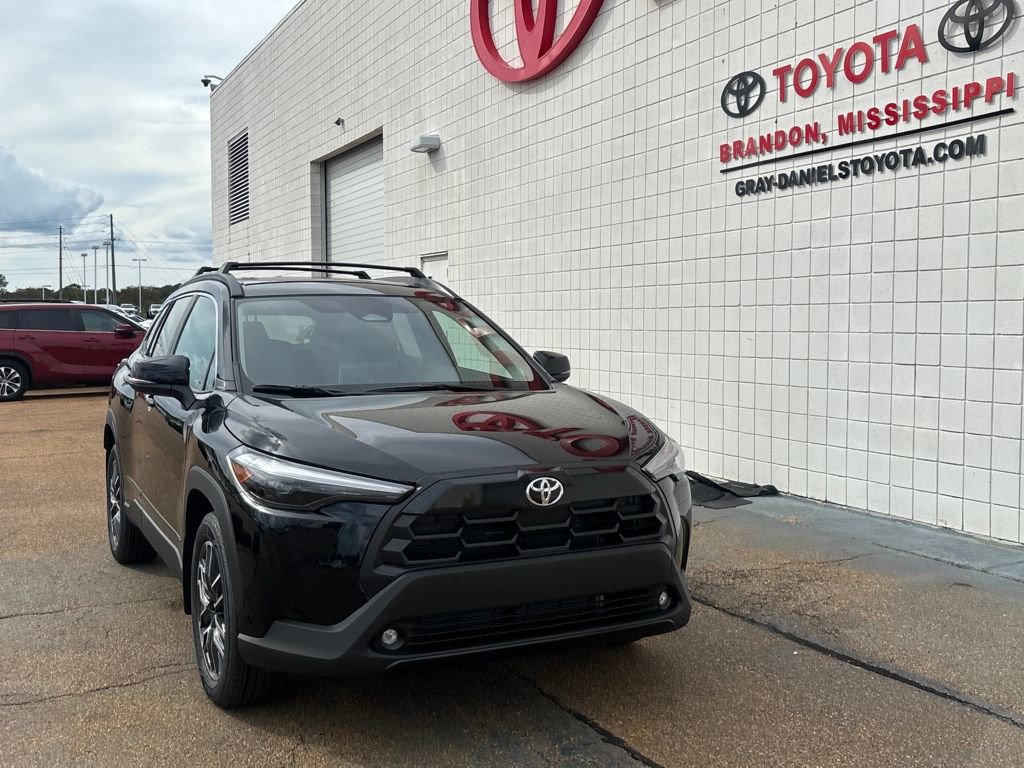 New 2026 Toyota Corolla Cross XLE image 3