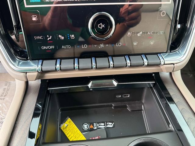 New 2026 GMC Yukon Denali w/ Denali Reserve Package image 25