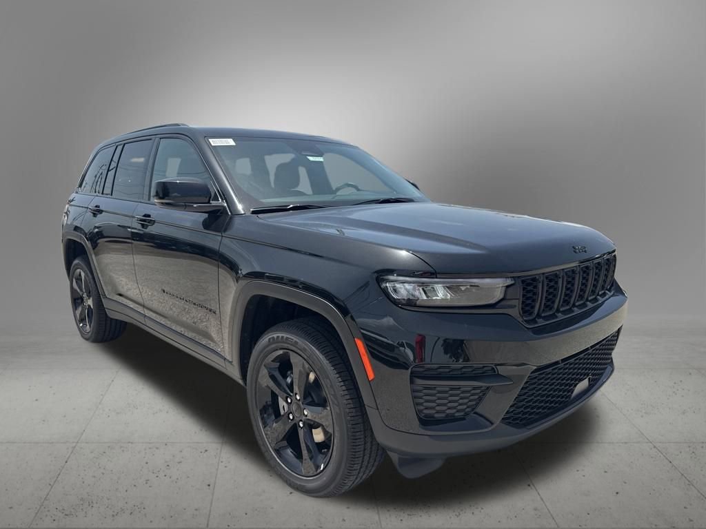 New 2025 Jeep Grand Cherokee Altitude