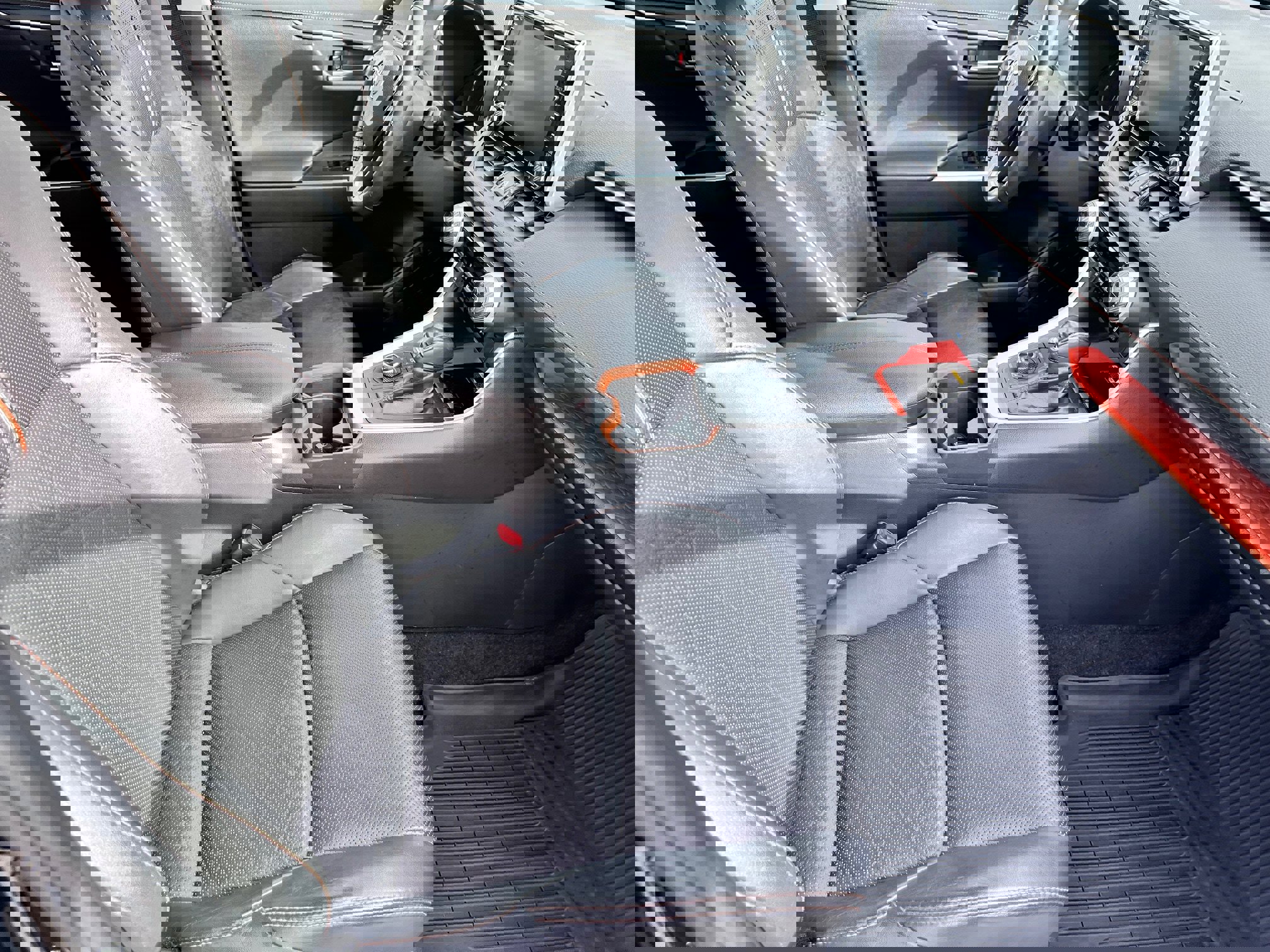 Used 2019 Toyota RAV4 Adventure image 10