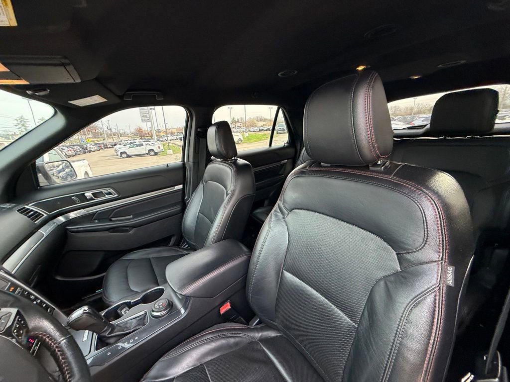 Used 2018 Ford Explorer Sport image 12