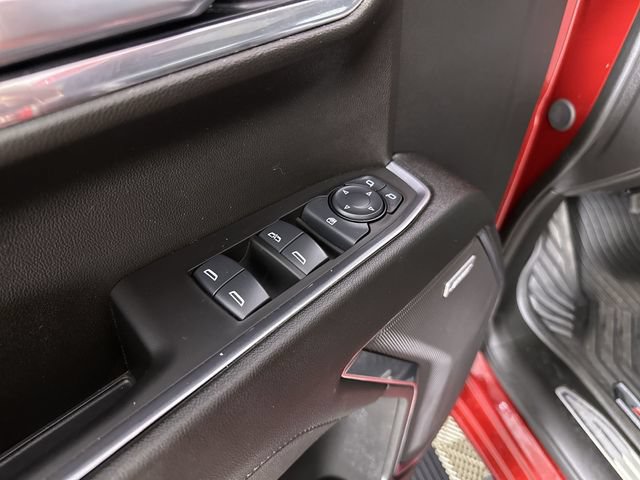Used 2025 Chevrolet Silverado 1500 LT Trail Boss w/ Convenience Package II AWD/4WD image 24