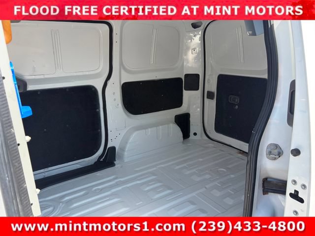 Used 2020 Nissan NV200 S FWD image 15