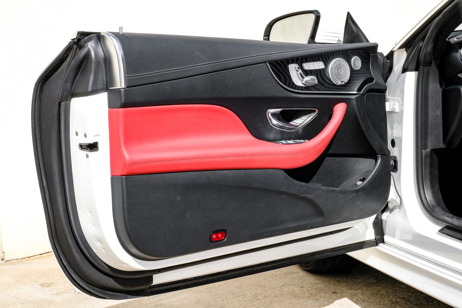 Used 2020 Mercedes-Benz E 450 Coupe w/ AMG Line image 33