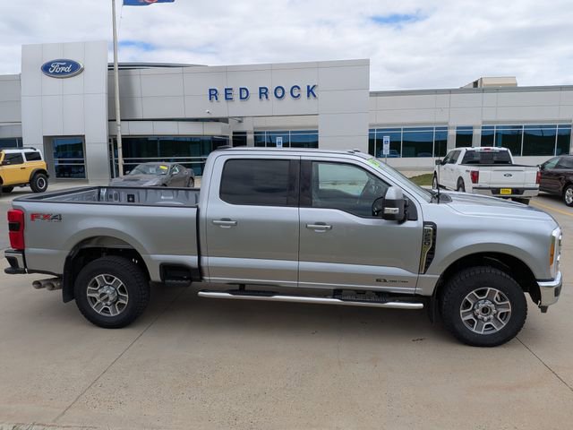 Used 2023 Ford F250 Lariat AWD/4WD image 3