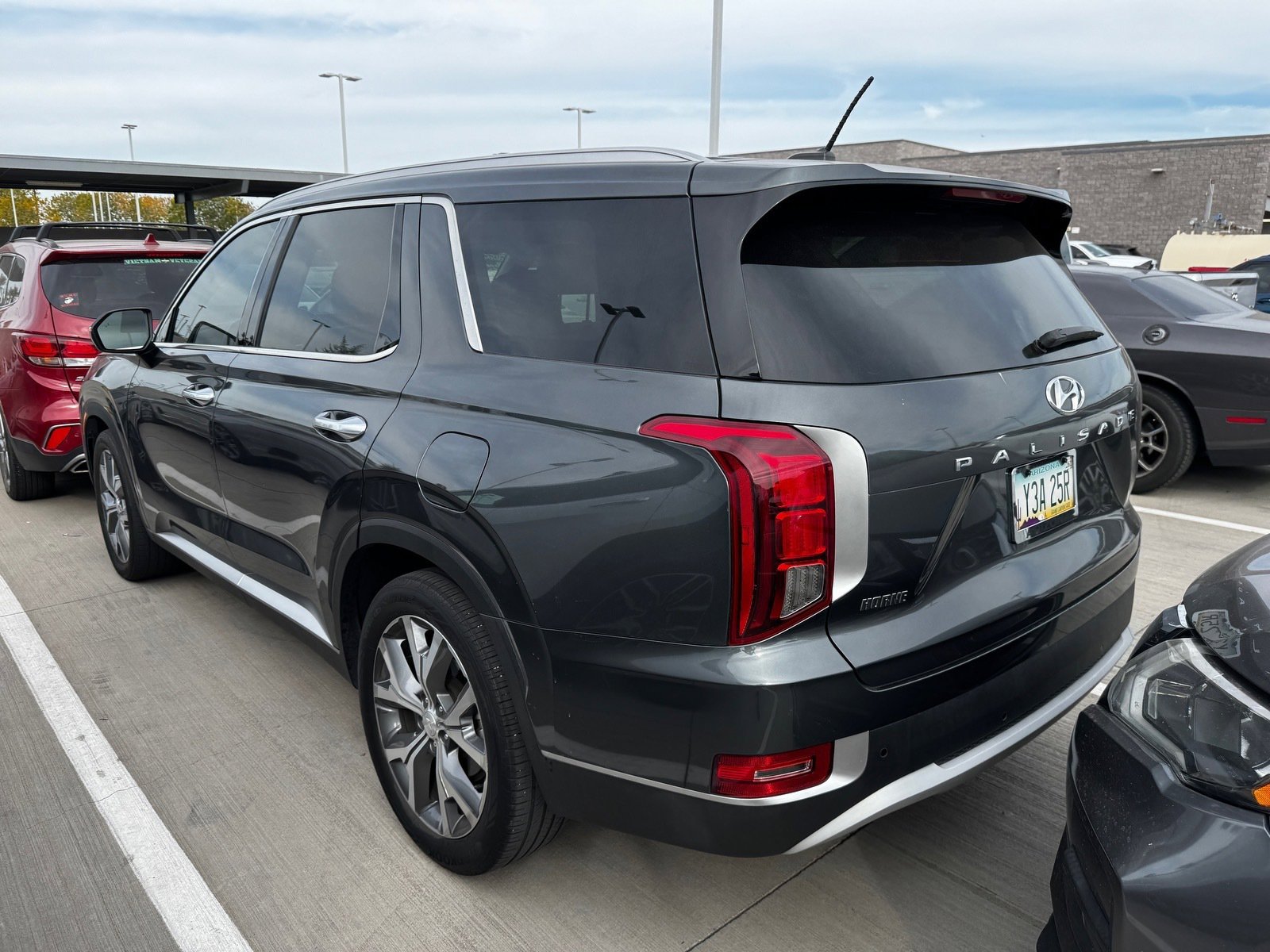 Used 2022 Hyundai Palisade SEL w/ Convenience Package image 3