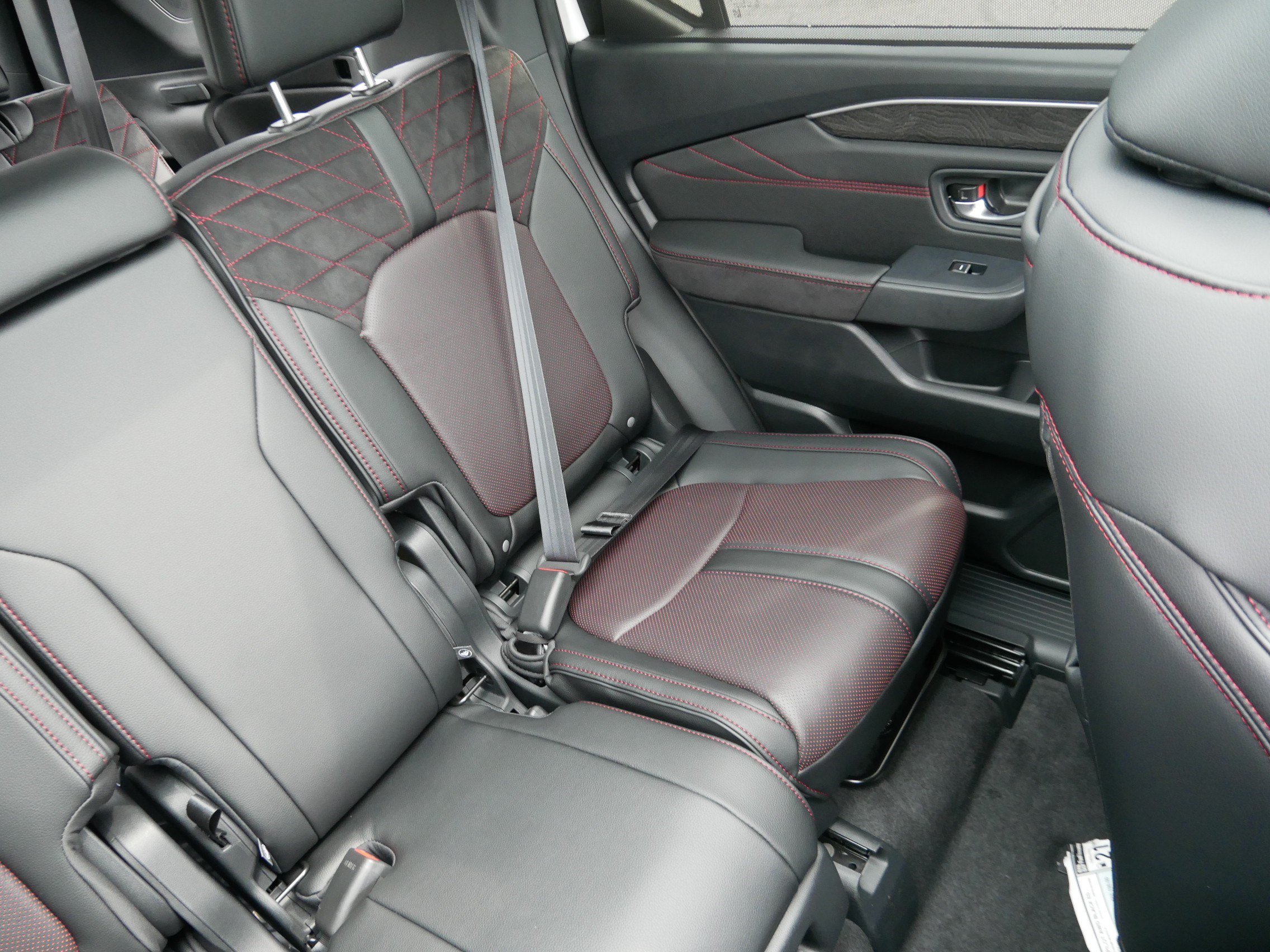 New 2026 Honda Pilot Black Edition image 14