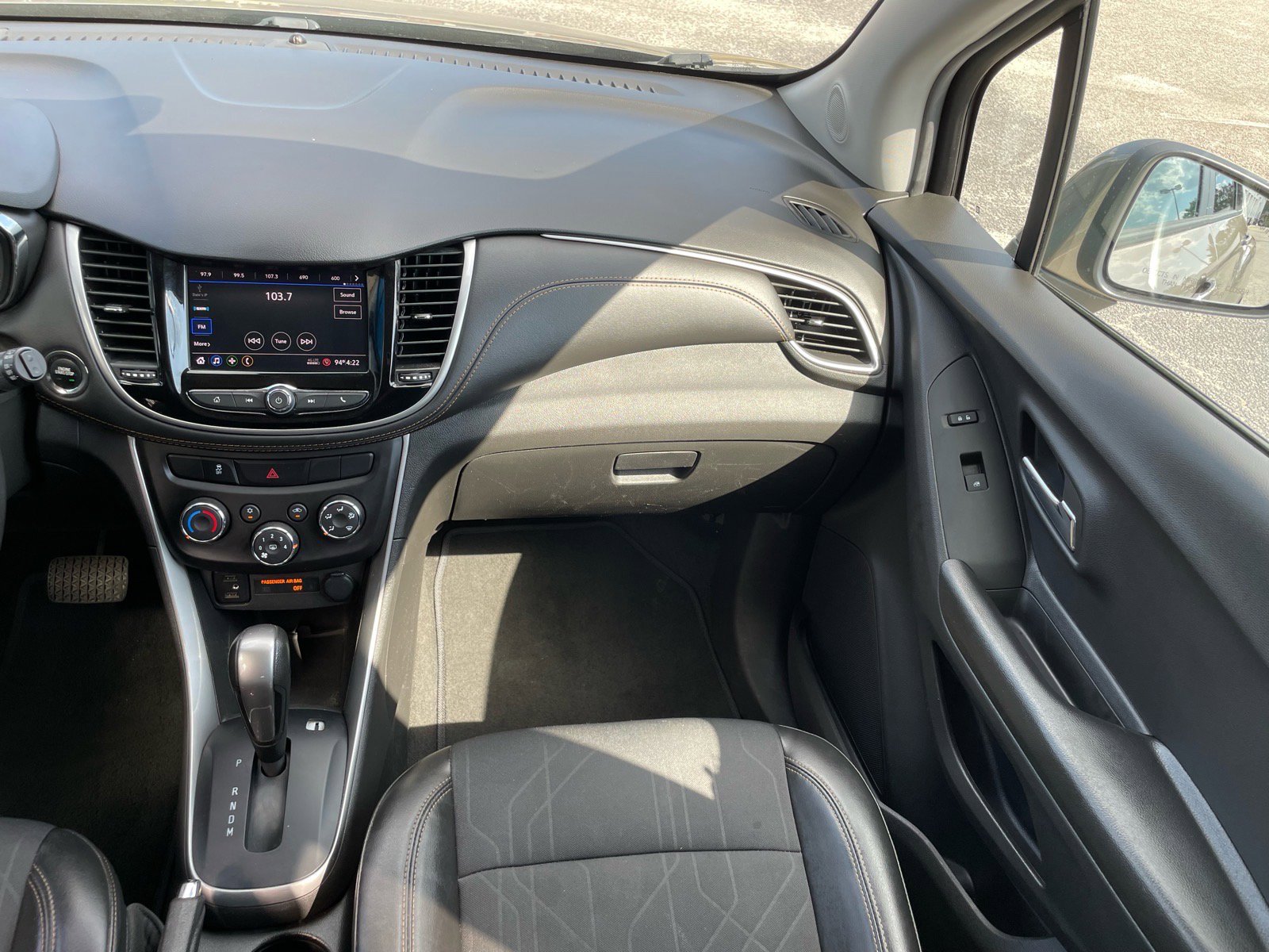 Used 2022 Chevrolet Trax LT w/ Driver Confidence Package AWD/4WD image 6