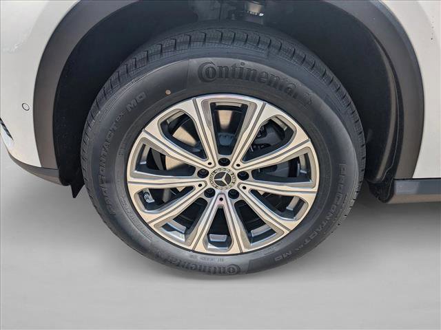 Certified 2025 Mercedes-Benz GLC 300 image 17