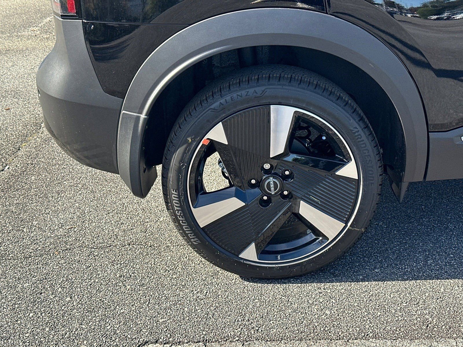 New 2026 Nissan Kicks SR image 17