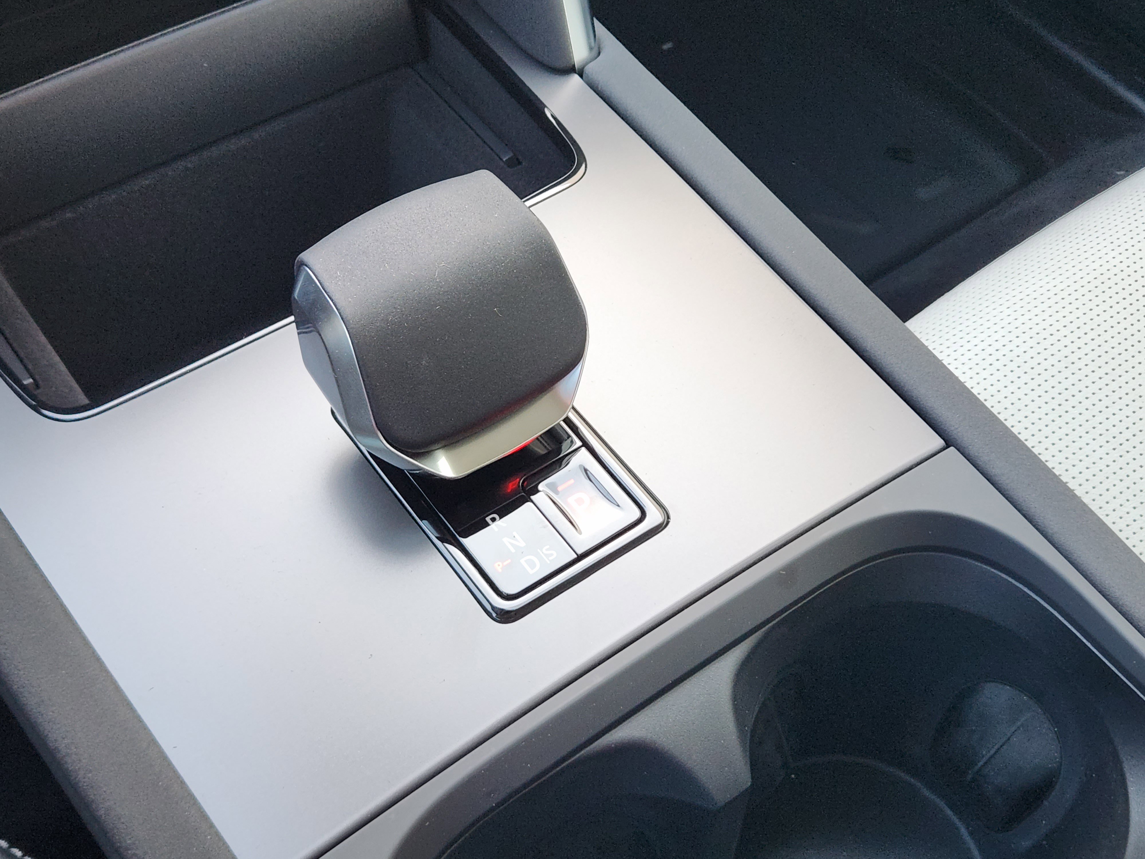 New 2025 Land Rover Discovery Sport S image 20