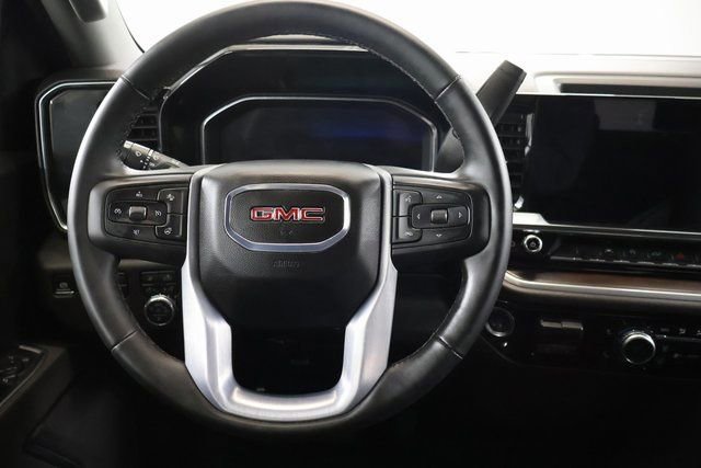 Used 2026 GMC Sierra 1500 SLT image 15