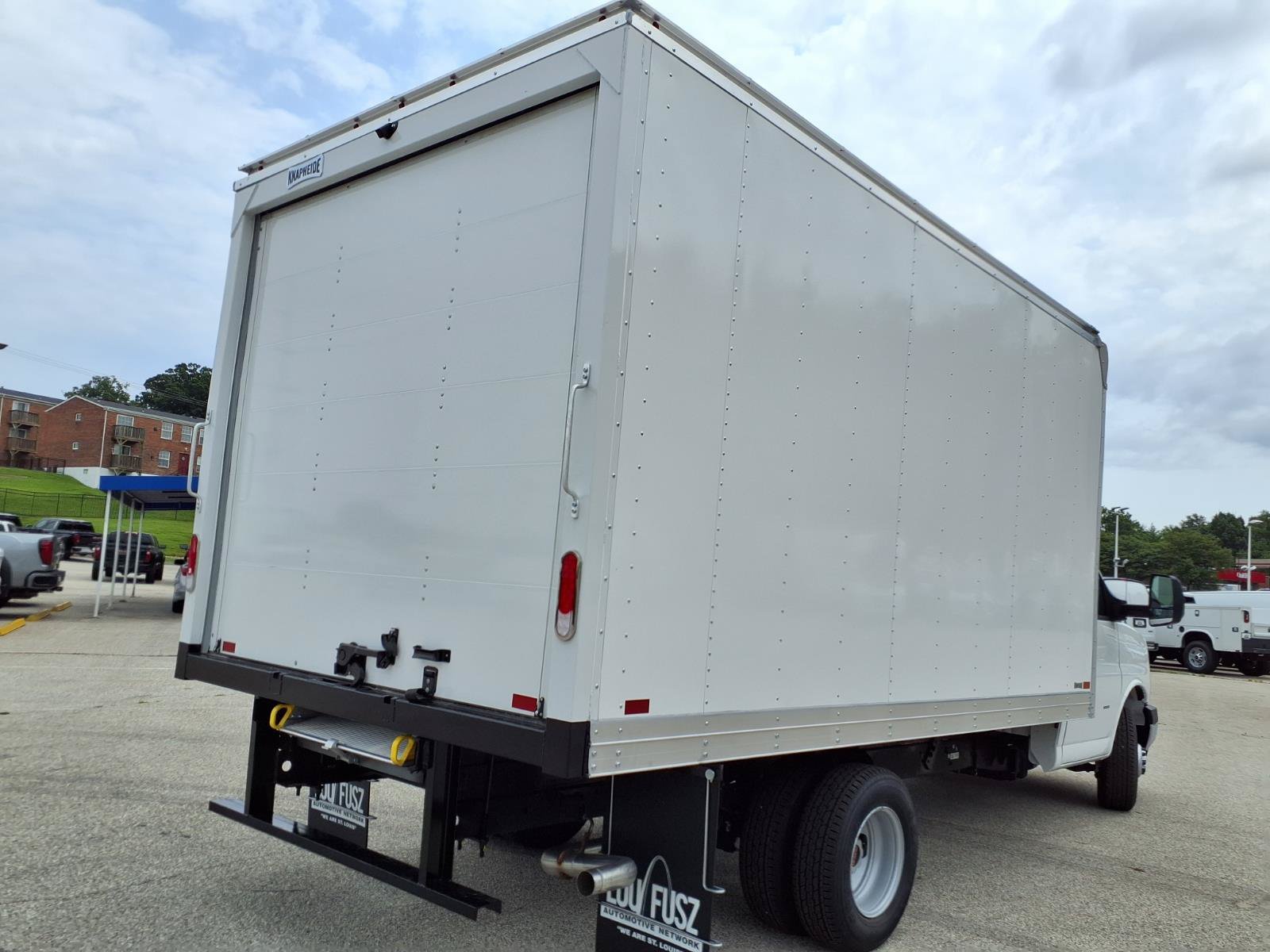New 2026 GMC Savana 3500 w/ Power Convenience Package RWD image 21