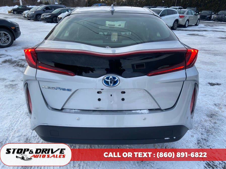Used 2018 Toyota Prius Prime Advanced FWD image 4