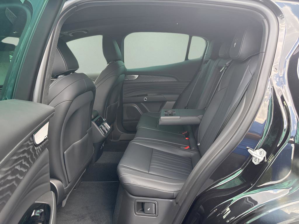 New 2025 Maserati Grecale Modena image 30