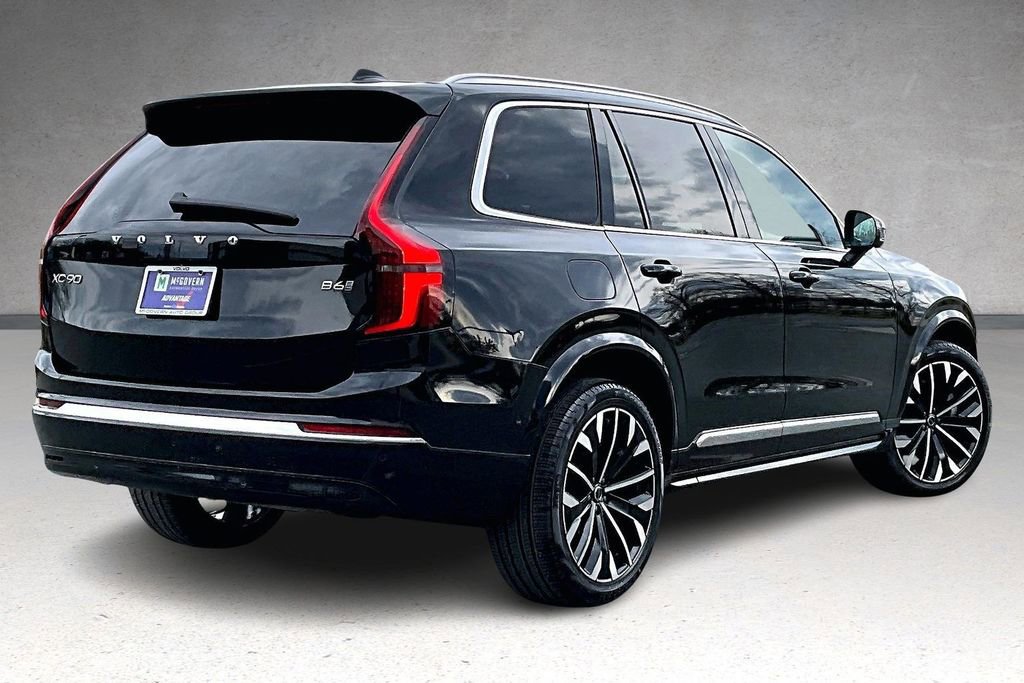 Certified 2025 Volvo XC90 B6 Plus image 6